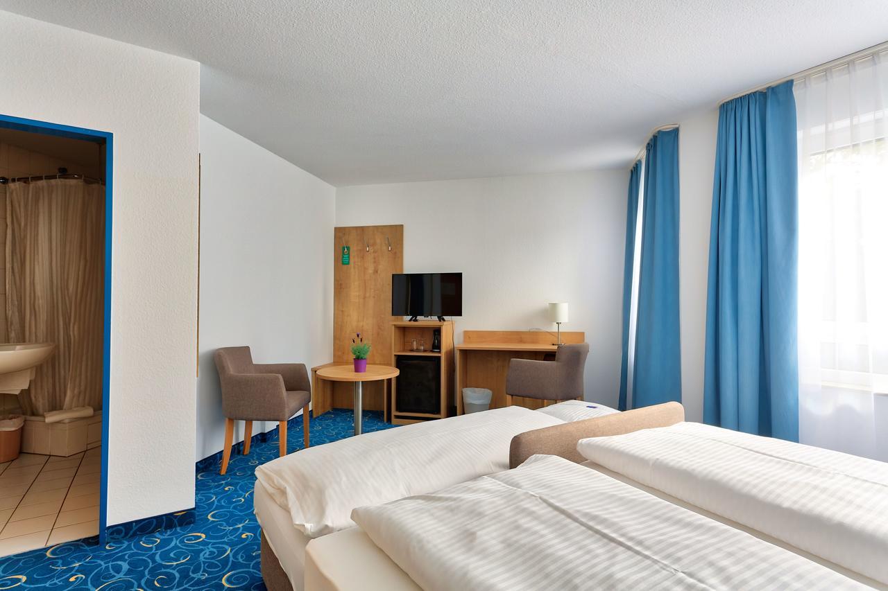Appartis - Hotel Am Stadtpark Sindelfingen Exterior foto