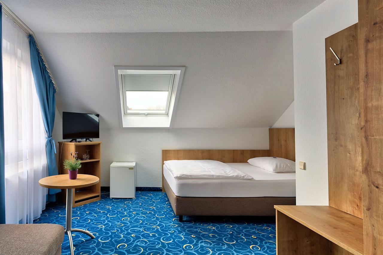 Appartis - Hotel Am Stadtpark Sindelfingen Exterior foto