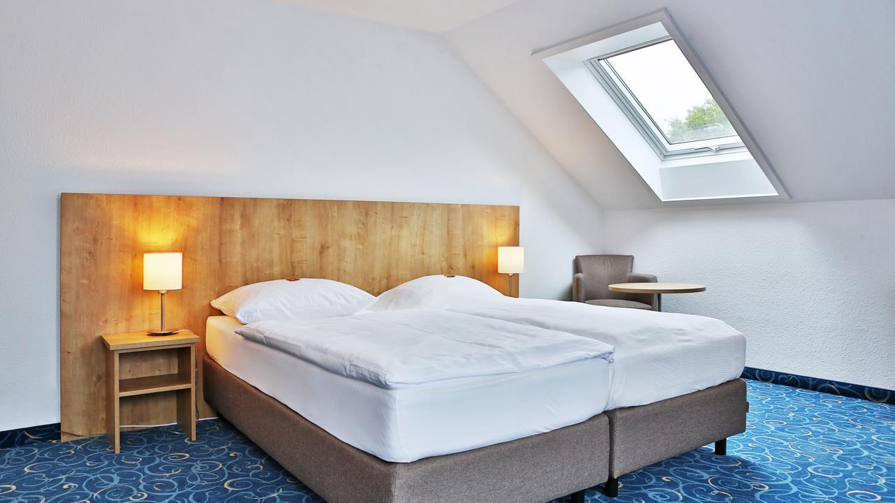 Appartis - Hotel Am Stadtpark Sindelfingen Exterior foto